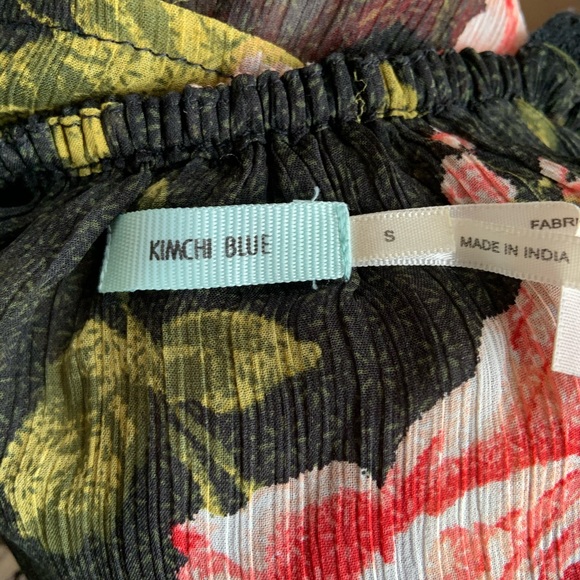 Kimchi Blue Urban Outfitters Floral Crop Top - Picture 5 of 5